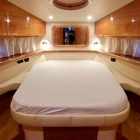 Bateau - Nuit Au Vieux Port * Cannes